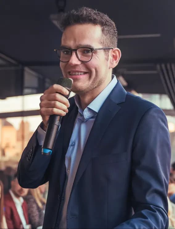 Radosław Paklikowski - MasterBorn COO